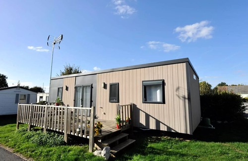 Clairmarais House | PREMIUM Grand Confort 3-Bedroom Mobile Home, 36–40 m², 10 years old, sleeps 6