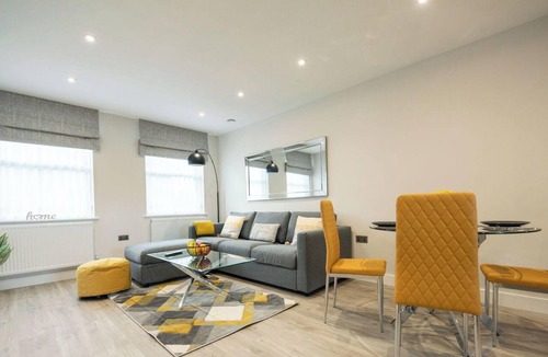 Reading Apartment | Premium Ground Town Apartment with Parking