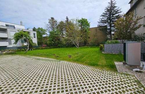 Liesing Villa | Premium Home 23