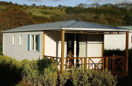 Saint-Martin-en-Campagne House | Premium Mobile Home - 1 bedroom - covered patio - sleeps 2