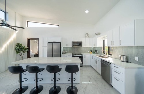 La Mulata House | Premium Modern Privacy 3BR