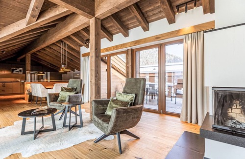 Ehrwald Apartment | Premium Penthouse mit 4 Schlafzimmern by Interhome