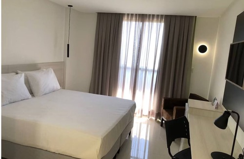 Araripina Hotel | Premium Room with Free Buffet Breakfast and 2 Pools – 4 km from Regional Airport