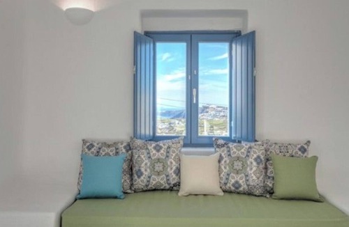 Pyrgos Villa | Premium Santorini Apartment | 1 Bedroom Suite | Apartment Grim