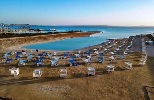 Al Mamsha El Seyahi Apartment | Premium sea view 2 bedrooms 2 bathrooms apartment located within Gravity Hotel & Aquapark Hurghada