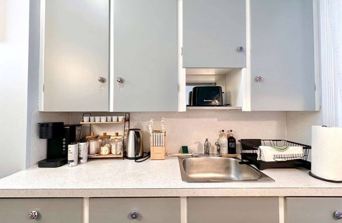 Bridgewater Apartment | Premium Spring Retreat near the LaHave River