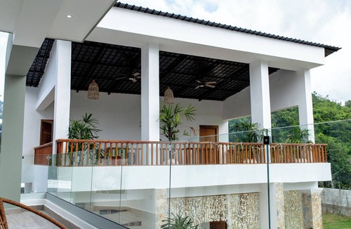 Las Terrenas Villa | Premium Villa for 15 with Pool and Jacuzzi