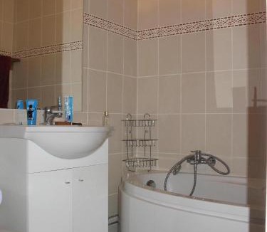 Ornex Apartment | Prenepla