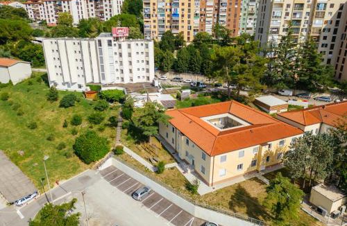 Koper Hostel | Prenočišča Prisoje