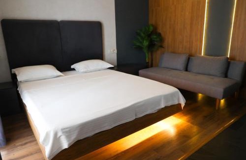 Curtea De Arges House | Prestige House Delux