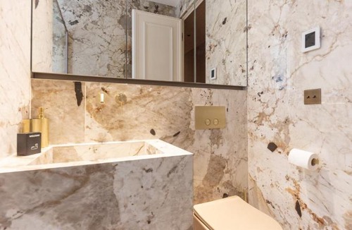 Les Halles Apartment | Prestige l 3CH l 2SDB l Clim l Louvre