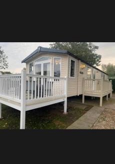 Berwick-upon-Tweed Resort | Prestige Static Caravan on 5 Star Holiday Park