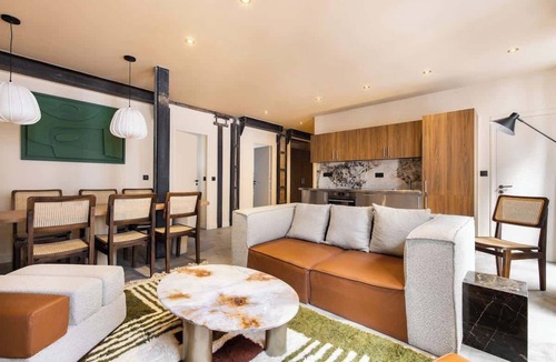 Paris City Center Apartment | Prestigious Five-Bedroom Retreat Between Louvre, Tuileries and Vendôme Square