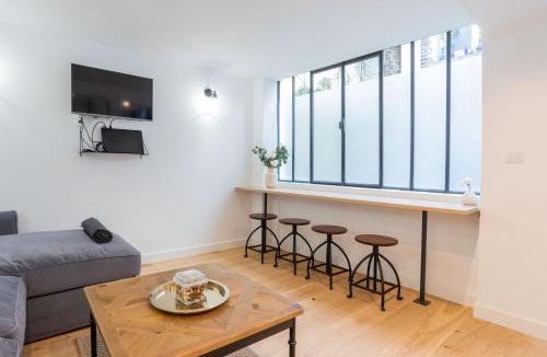 Necker Apartment | Prestigious House - 3 rooms - Montparnasse & St Germain