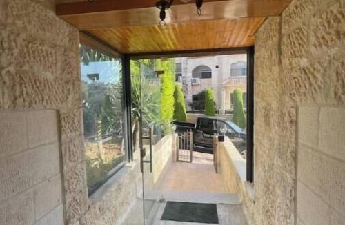 Amman Apartment | Prestigious Spacious Retreat