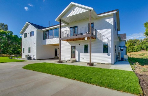 Preston Apartment | Preston Summer Getaway: ‘Sugar Creek Apartment’