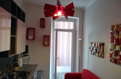 Barriera Vecchia-San Giacomo Apartment | Pretty Flat Business Apartment