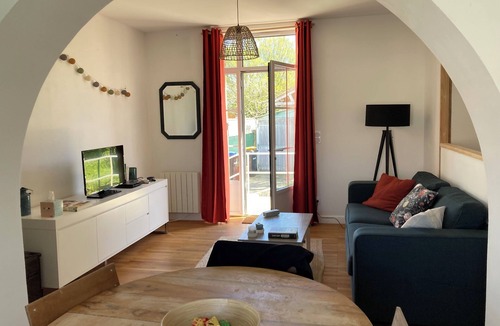 Perigny House | Pretty, quiet vacation home with wooded garden