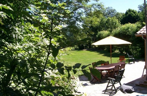 Vernet-la-Varenne Cottage | Pretty Stone House in the mountains of the Livrodoise Forez with beautiful views