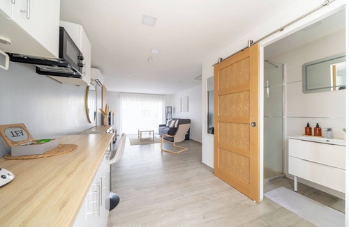 Port-de-Bouc Apartment | Pretty studio with terrace between sea and forest