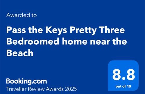 Birdham House | Pretty Three Bedroomed home near the Beach - Pass the Keys