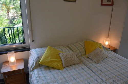 Cinque Terre Villa | Pretty White house - Stunning Villa by the beach