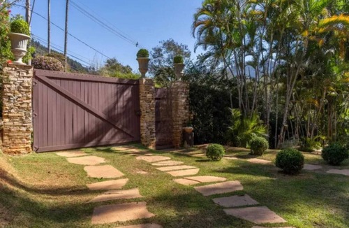 Belo Horizonte House | Private chalet in a luxury condominium!
