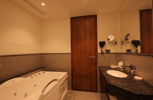 Jwalapur Hotel | Pride Elite Haridwar
