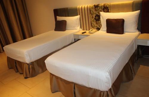 Phaltan Hotel | Pride Elite, Phaltan