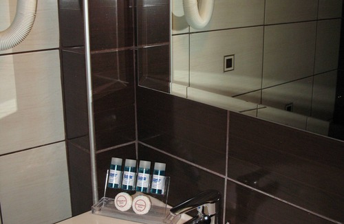 Loutra Ypatis Hotel | Prigipikon Suites & Lofts
