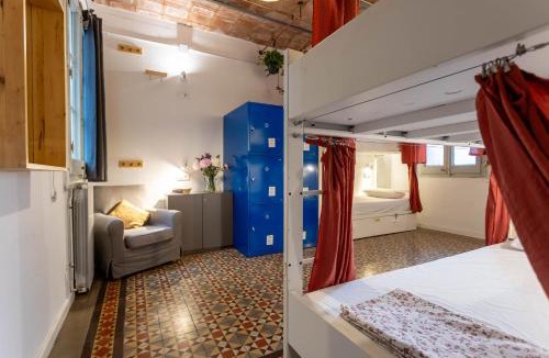 Dreta de l'Eixample Hostel | Primavera Hostel