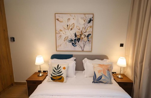 Abu Dhabi Apartment | Prime 1BR by Central Stay Near Cleveland
