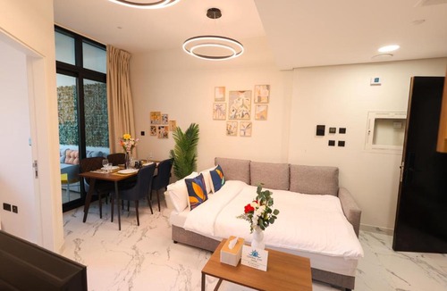 Abu Dhabi Apartment | Prime 1BR by Central Stay Near Cleveland