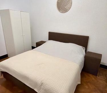 Statiekwartier Apartment | Prime Antwerp Location, Stylish 2BR Apartment