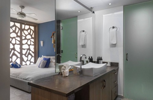 Zazil-ha Apartment | !Prime Area, Beachwalk Distance: Weekly Promotion!
