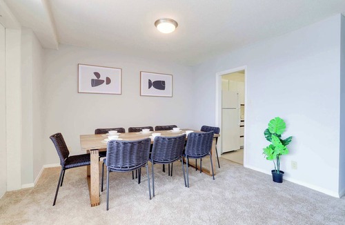 Crystal City Apartment | Prime Arlington Apt – Walk to Crystal City Metro