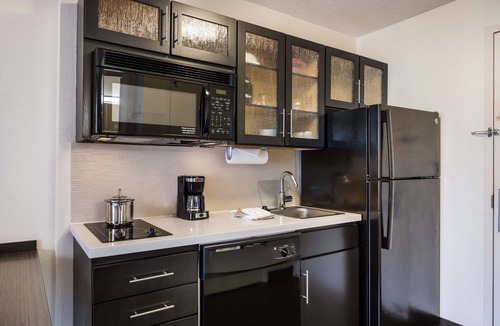 Irvine House | Prime Location! 2 Convenient Units, Onsite Parking, Pet-Friendly Property