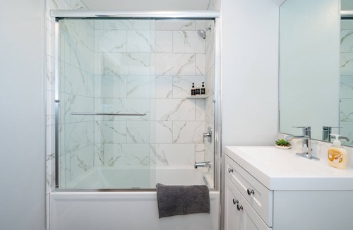 Campbell Apartment | Prime Location! 2bd 2bth
