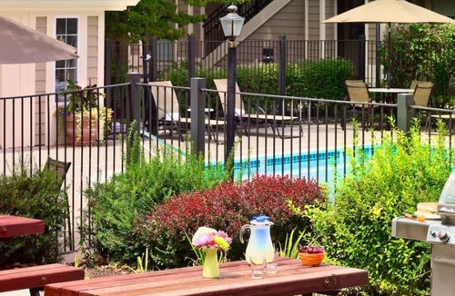 Eagan House | Prime Location! 4 Convenient Units, Free Breakfast, Onsite Pool, Free Parking