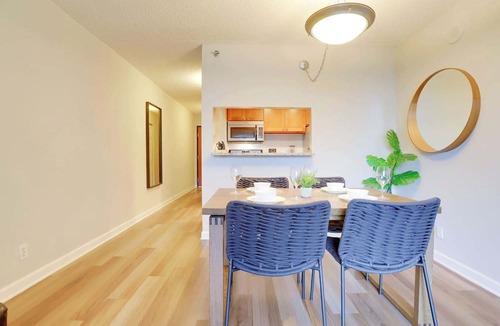 Crystal City Apartment | Prime Location | Apt Near Pentagon City