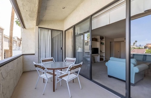 Canyon Corridor House | Prime Location! Balcony, Fully-Equipped Kitchen!