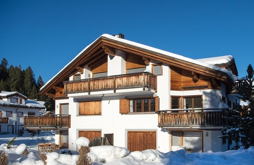Lenzerheide Apartment | Prime location: Apartment 300 meters to the lift