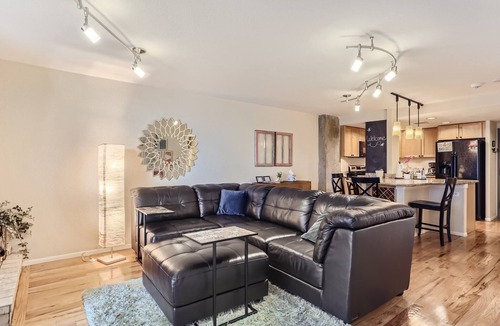 LoDo Condo | Prime location Downtown Denver Cozy 2-bedroom condo in peaceful Denver