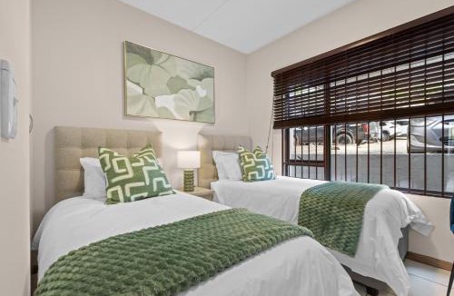 Greater Johannesburg Metropolitan Area Apartment | Prime location in upmarket security estate