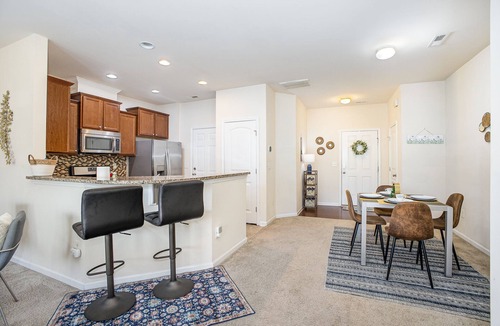 McCain House | Prime Research Triangle Park locale 4 work & easy access to the entire Triangle
