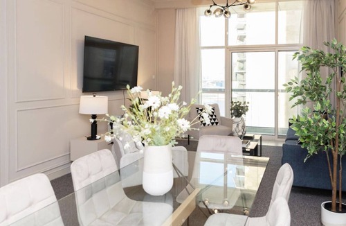 Downtown Dubai Apartment | Prime Spacious 2 BR Apt, Burj Khalifa & Canal View