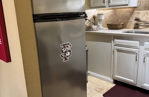 College Town Condo | Prime Studio Condo in the Heart of FSU - Steps from Doak Campbell & College Town