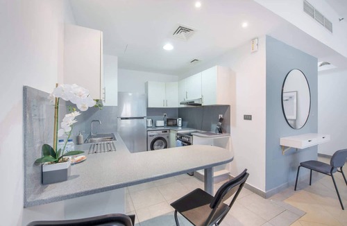 Barsha Heights Apartment | Prime Studio Stay in Barsha Heights!