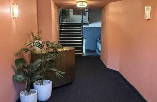 Leeds City Center Apartment | PrimeDeluxe Aparthotel