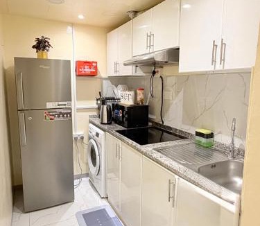 Al Khalidiyah Hostel | PrimeLuxe Stay by Lavishhub